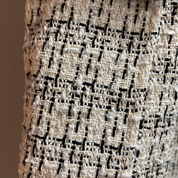 Dress - Picture 6 of 7